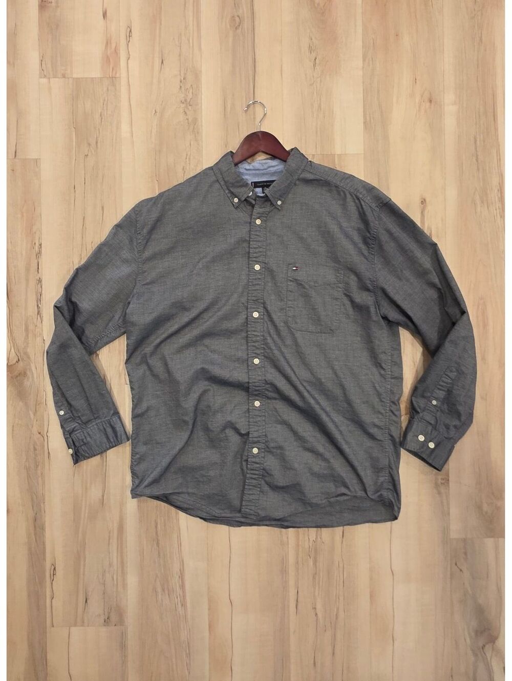 Tommy Hilfiger Men's XL Gray Button-Down Shirt